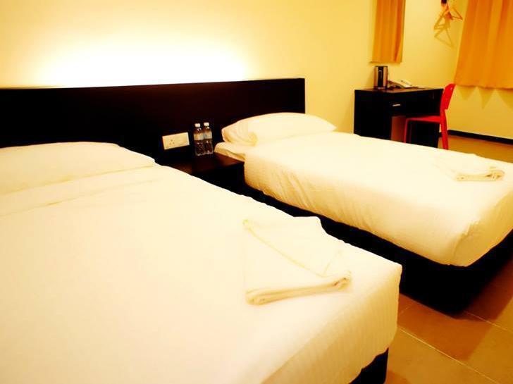 Merlin Hotel Port Dickson Extérieur photo